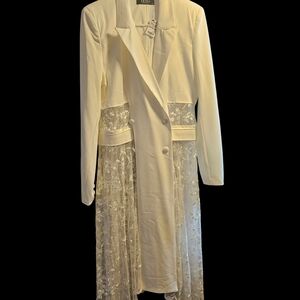 Elegant White Lace Women's Coat